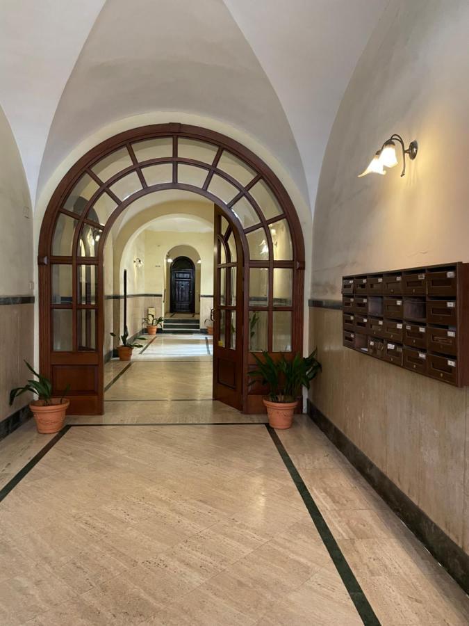 Elegant Apt-Typical Roman Palazzina Pz Alessandria Bagian luar foto